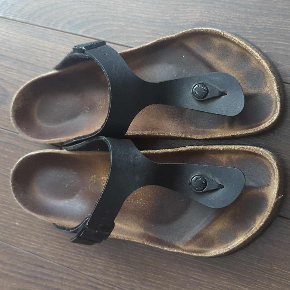 Birkenstock Gizeh Birko-Flor Black Sandals - Picture 2 of 7